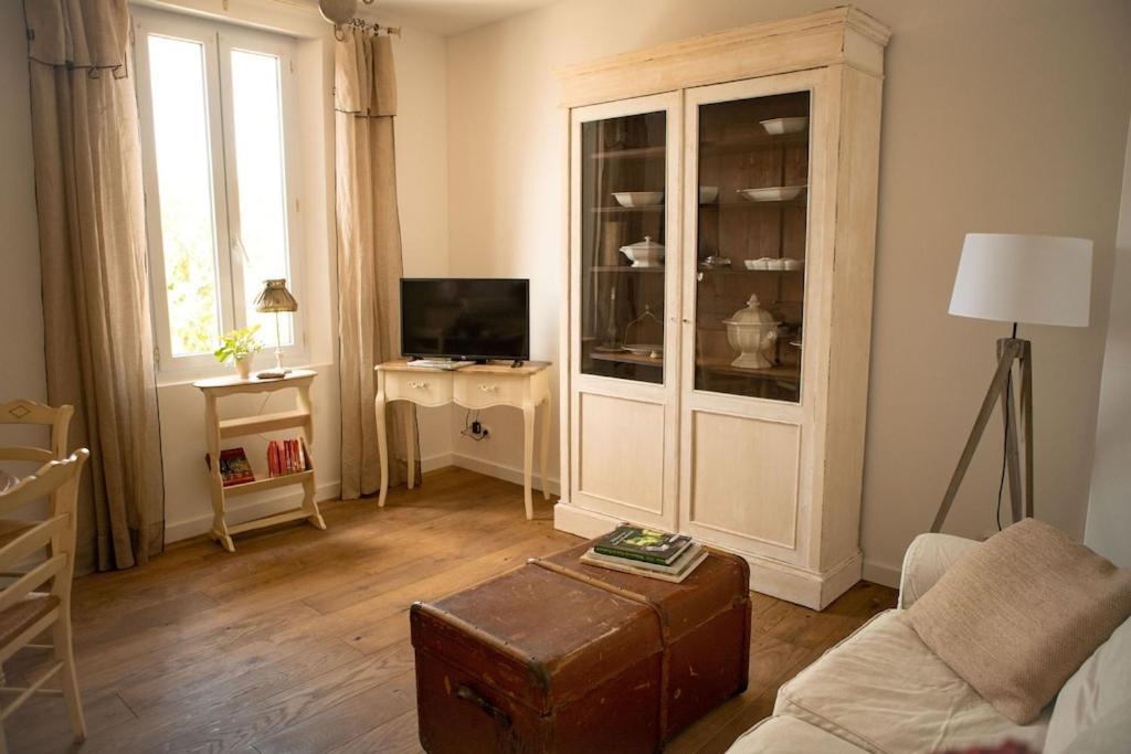 La Maison Du Bassin LʼIsle-sur-la-Sorgue Екстериор снимка